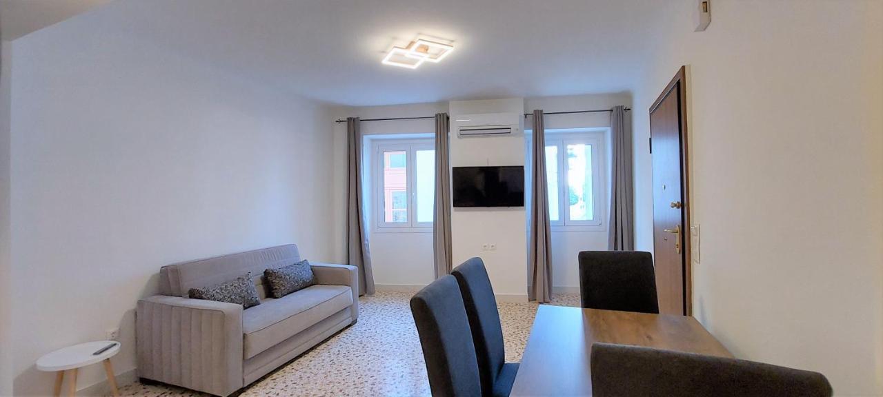 Athens Plaka Family Suites Εξωτερικό φωτογραφία